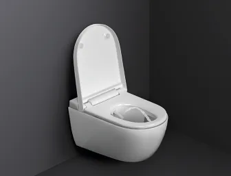 Offenes Dusch-WC mit wasserspritzender Stabdusche.